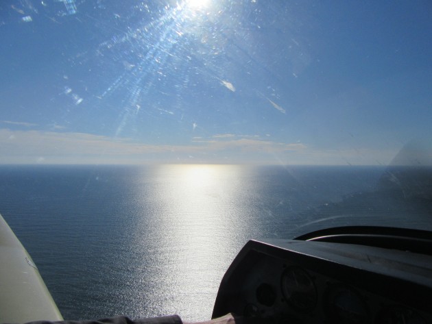 La mer et le soleil au décollage de Jersey